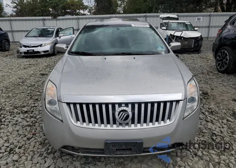 2010 Mercury Milan from USA, damaged, VIN 3MEHM0HA3AR665737